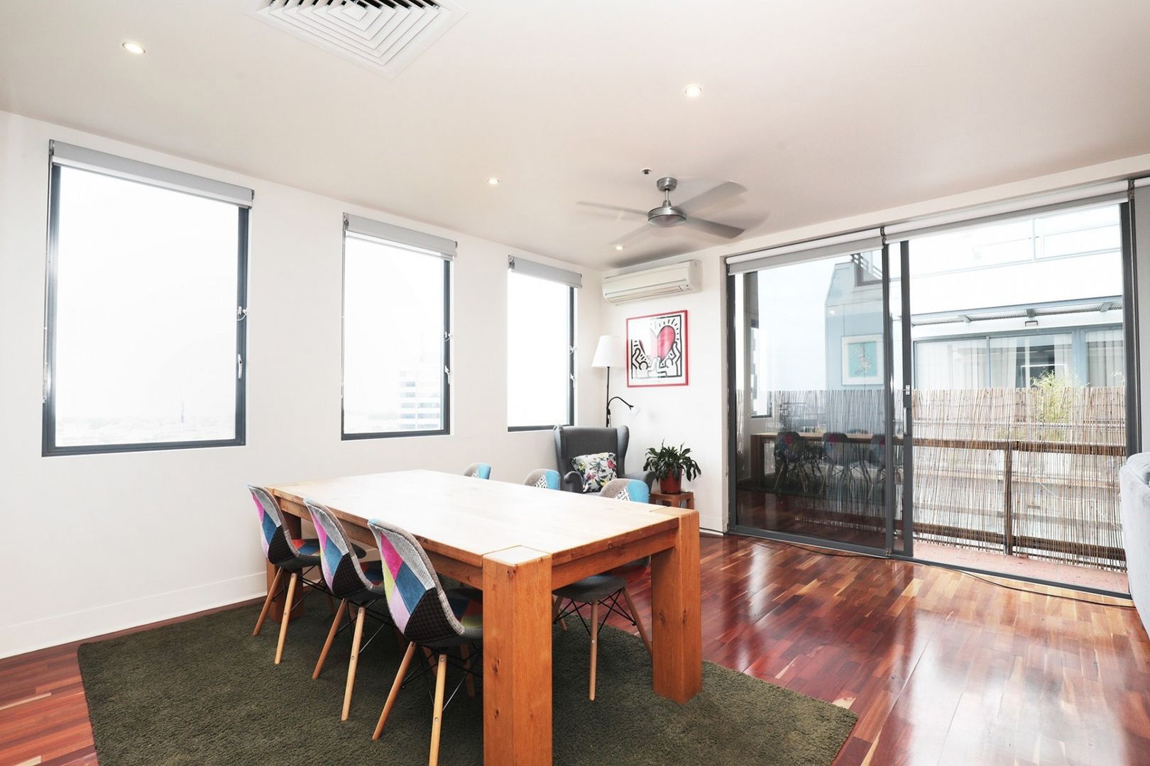 4 bedrooms Apartment / Unit / Flat in 1007/221 Sturt Street SOUTHBANK VIC, 3006