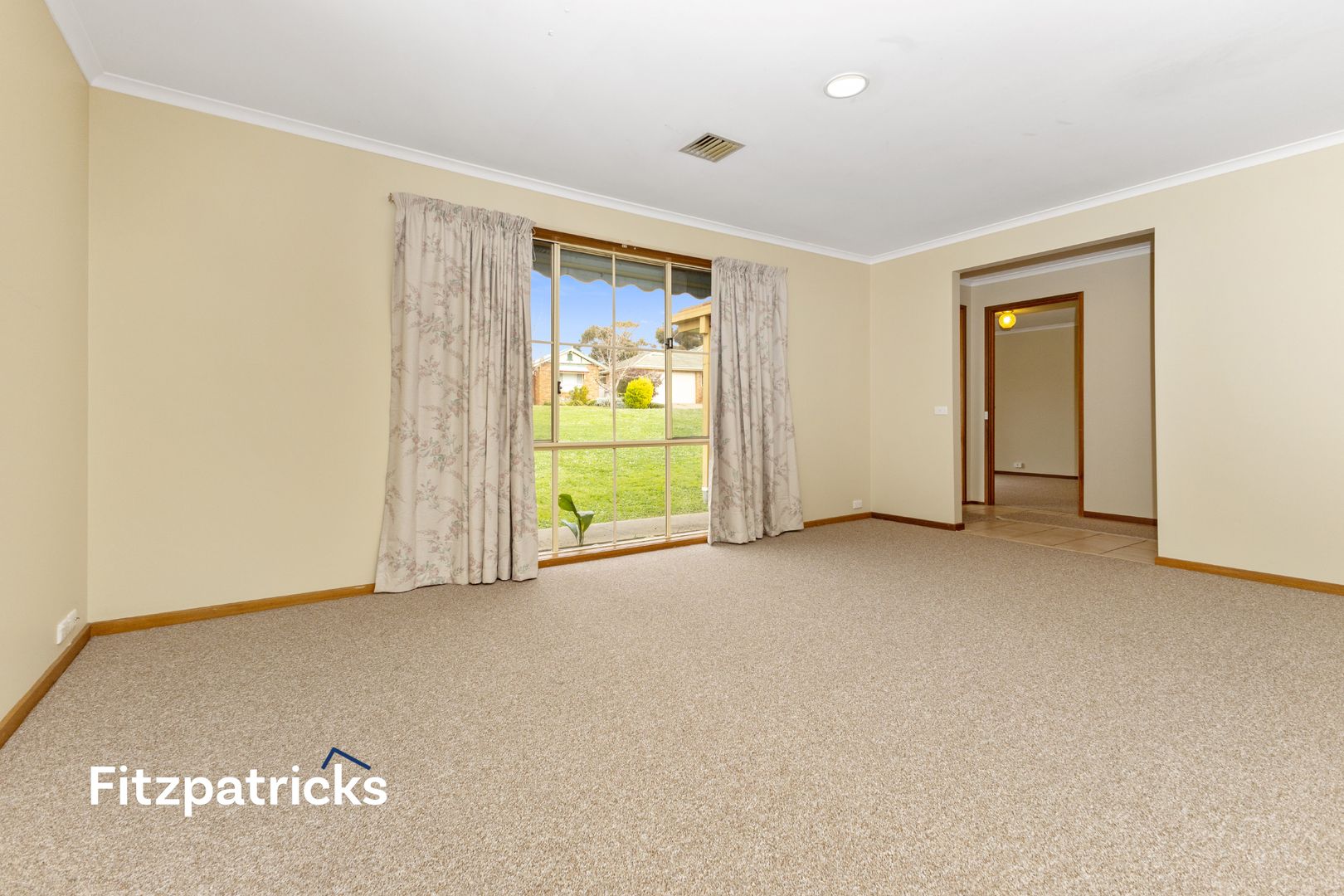 20 Lamilla Street, Glenfield Park NSW 2650, Image 1