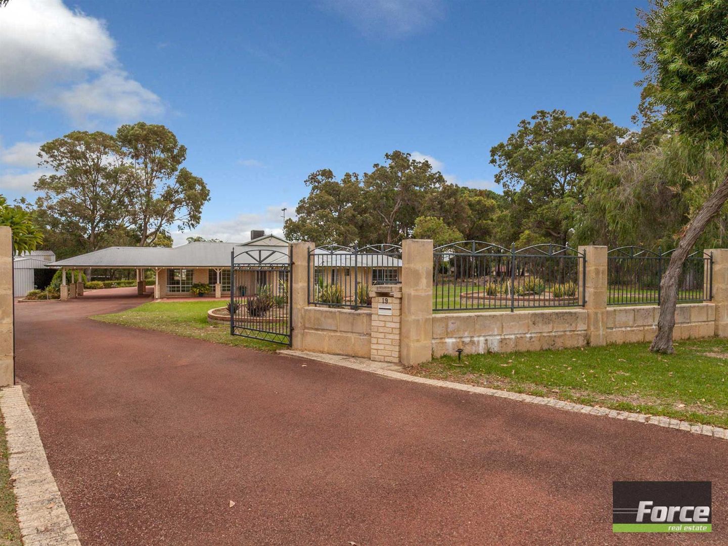 19 Agonis Place, Wanneroo WA 6065, Image 2