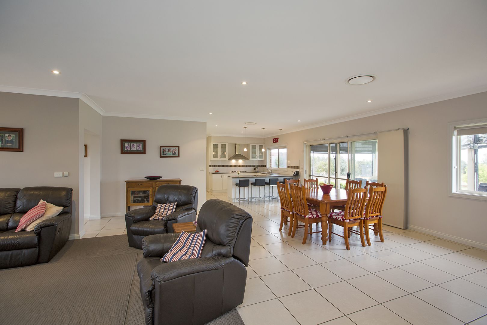 3 Rosewood Road, Tamworth NSW 2340, Image 2