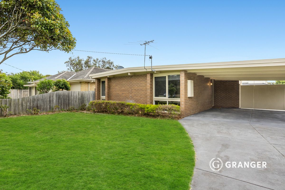 3 bedrooms House in 110 Rosebud Parade ROSEBUD VIC, 3939