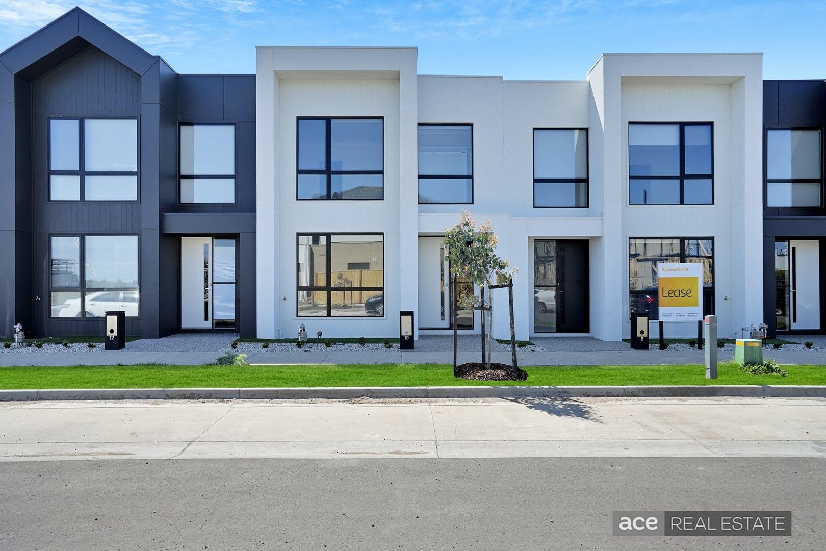 10 Skalkoz Street, Williams Landing VIC 3027 House For Rent 510