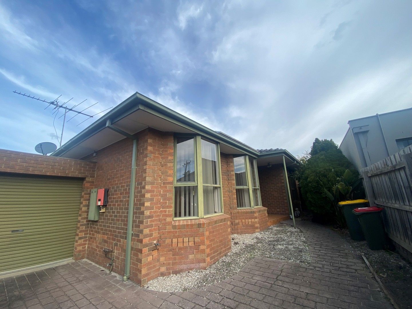 2 bedrooms Villa in 2/149 Grange Road GLEN HUNTLY VIC, 3163