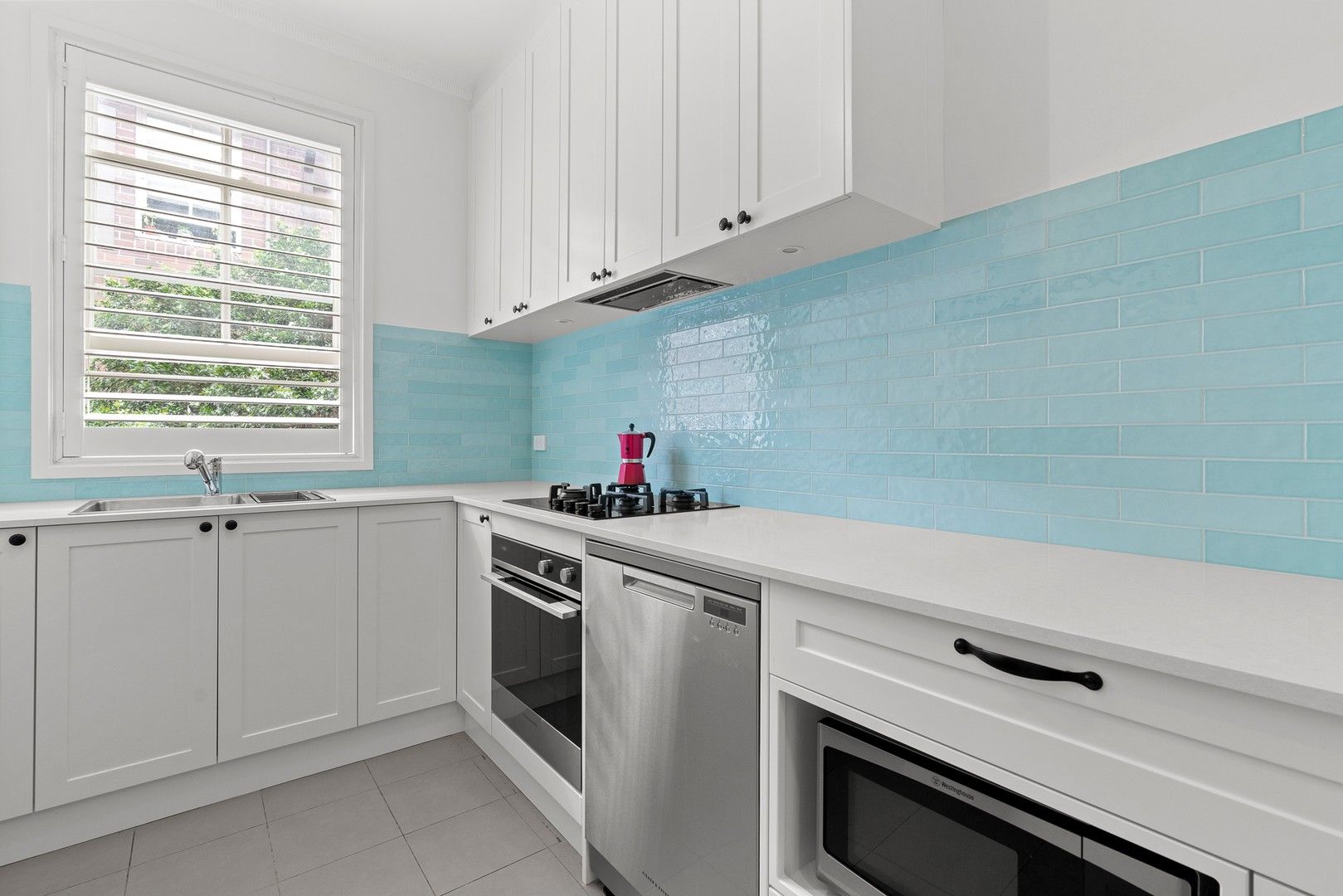 2 bedrooms Apartment / Unit / Flat in 4/1 Latimer Road BELLEVUE HILL NSW, 2023