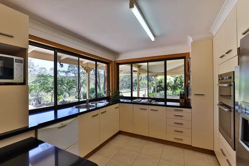 12 Crebra Crescent, Top Camp QLD 4350, Image 2