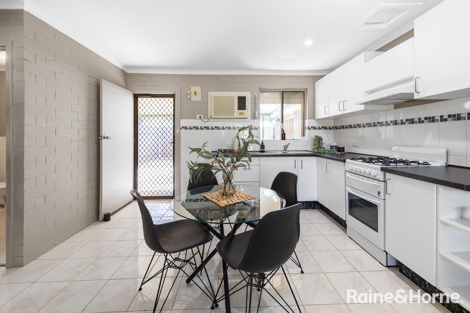 23/82-84 River Road, Port Noarlunga SA 5167, Image 2