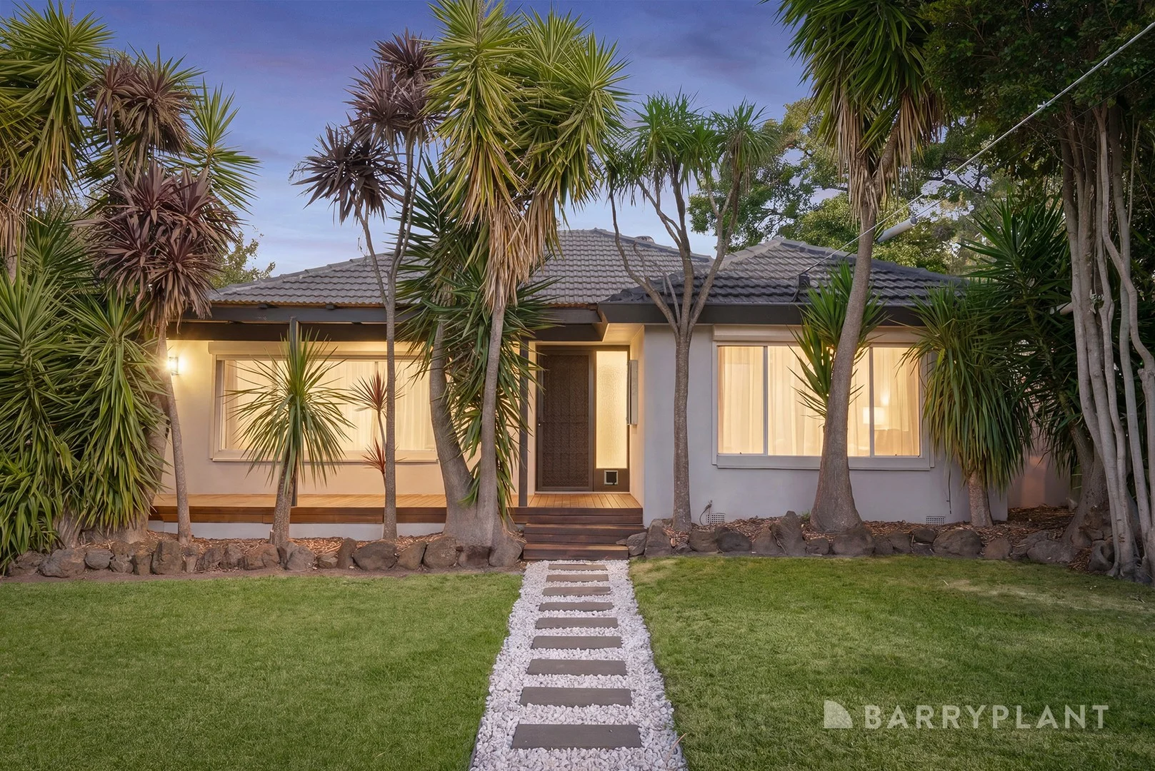 52 Bursaria Avenue, Ferntree Gully VIC 3156