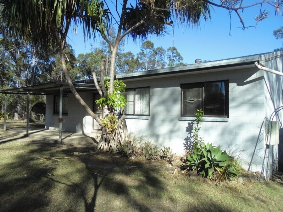 3 bedrooms House in 111 Cliff Jones Road CURRA QLD, 4570