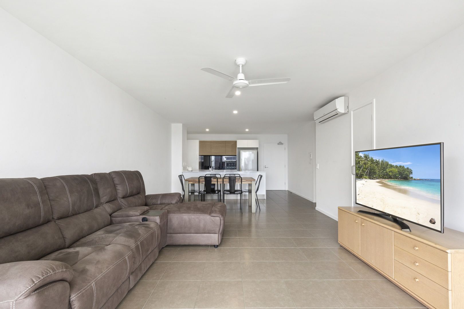 4411/1-7 Waterford Court, Bundall QLD 4217, Image 1