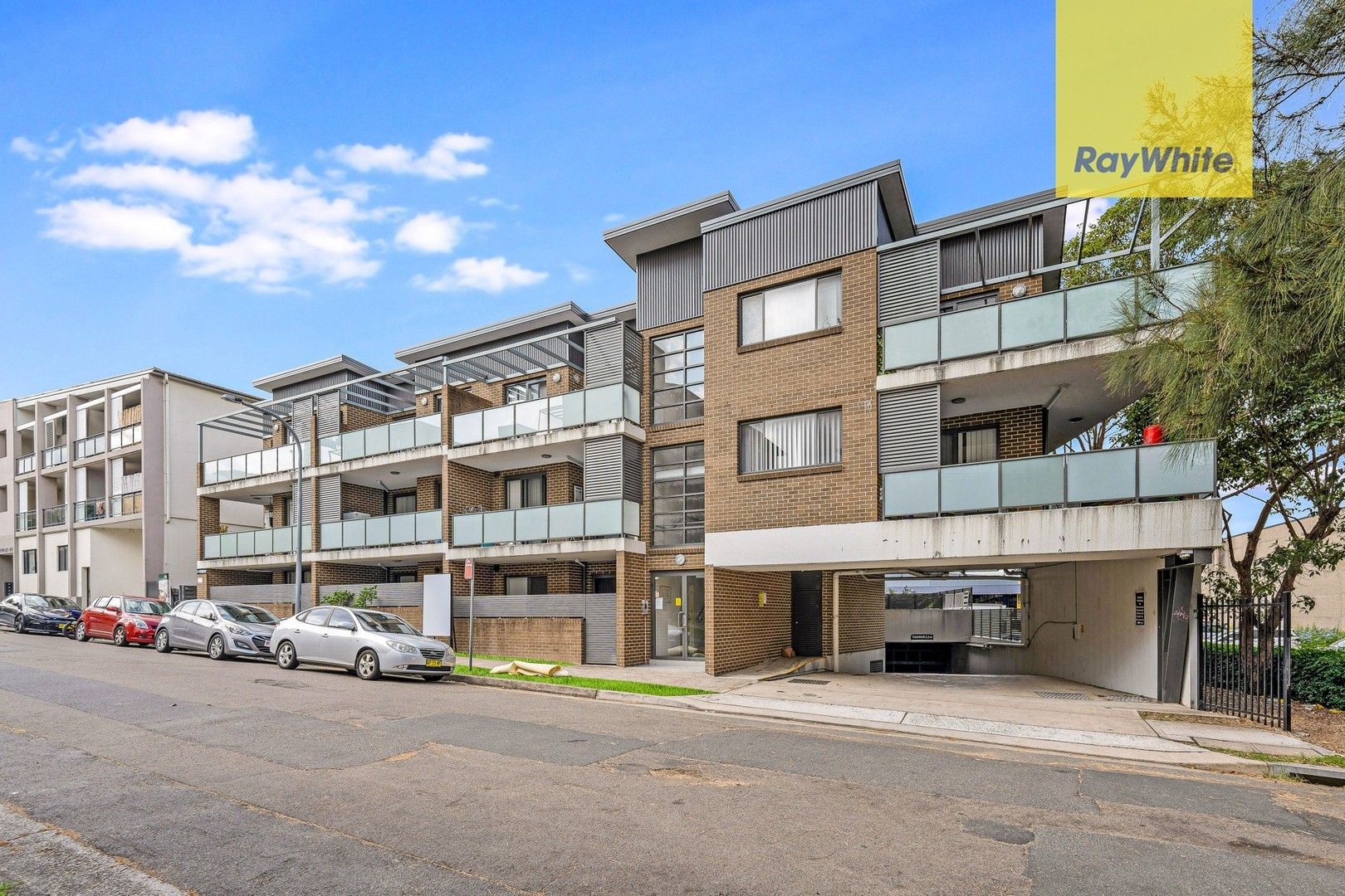 2 bedrooms Apartment / Unit / Flat in 108/12-14 Howard Avenue NORTHMEAD NSW, 2152