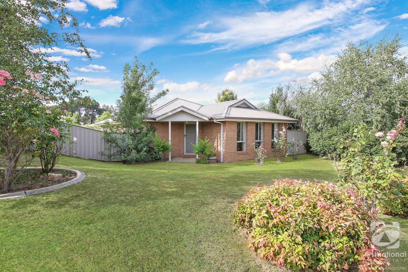 10 Mann Court, Beechworth VIC 3747, Image 0