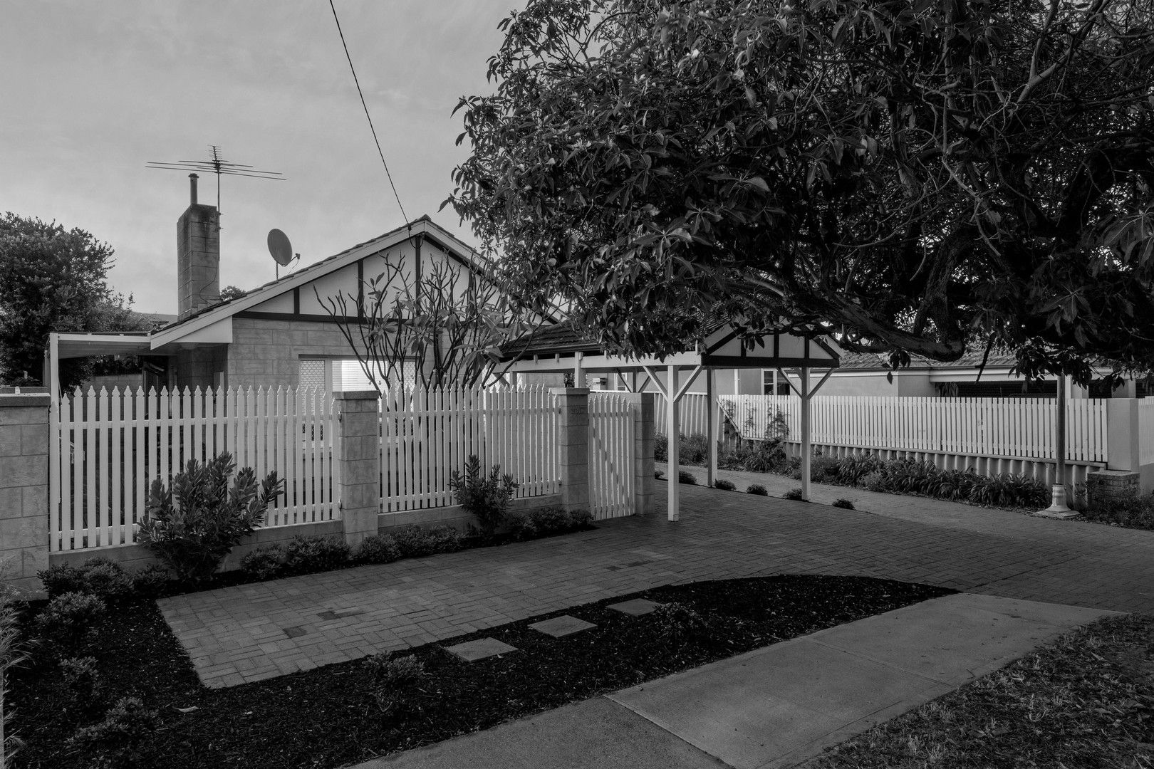 201A Huntriss Road, Doubleview WA 6018, Image 0