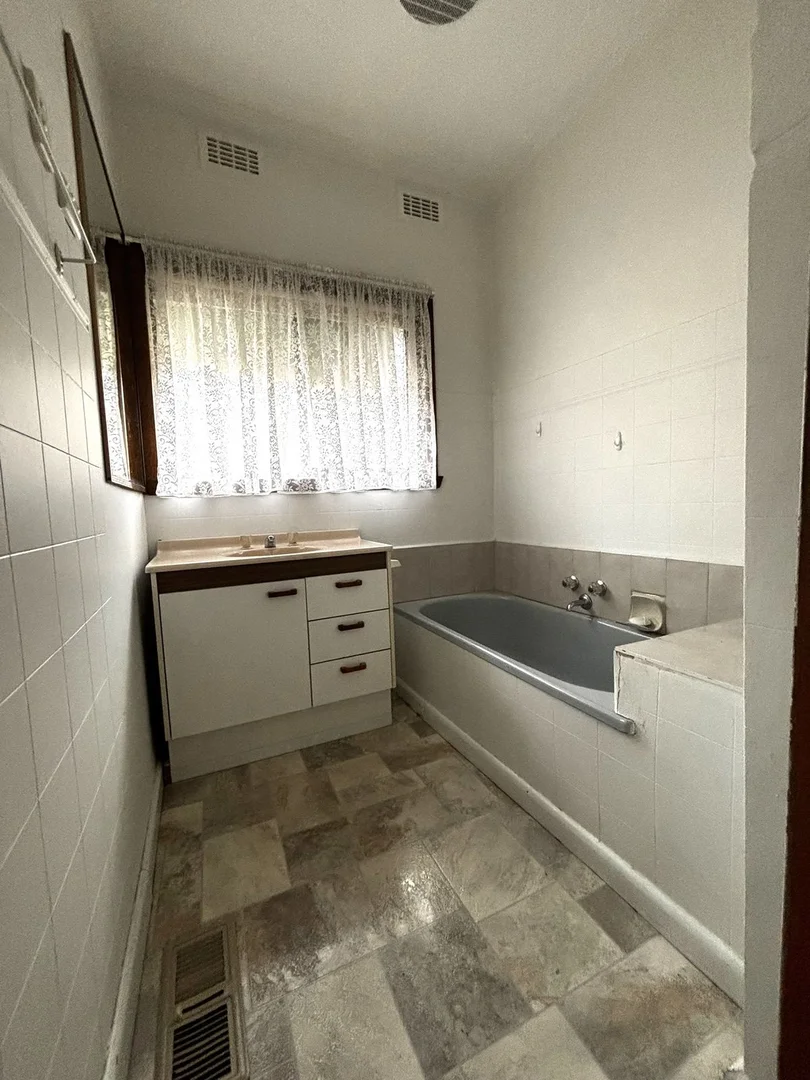 Additional image 6 of 103 Fraser Street, Sunshine VIC 3020