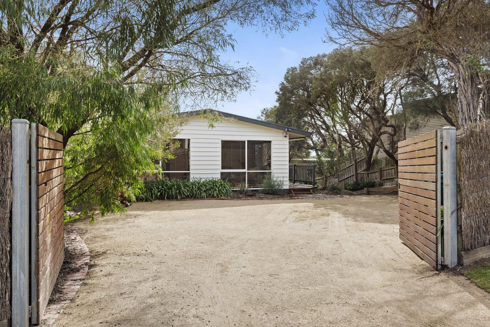 3 bedrooms House in 8 Allara St RYE VIC, 3941