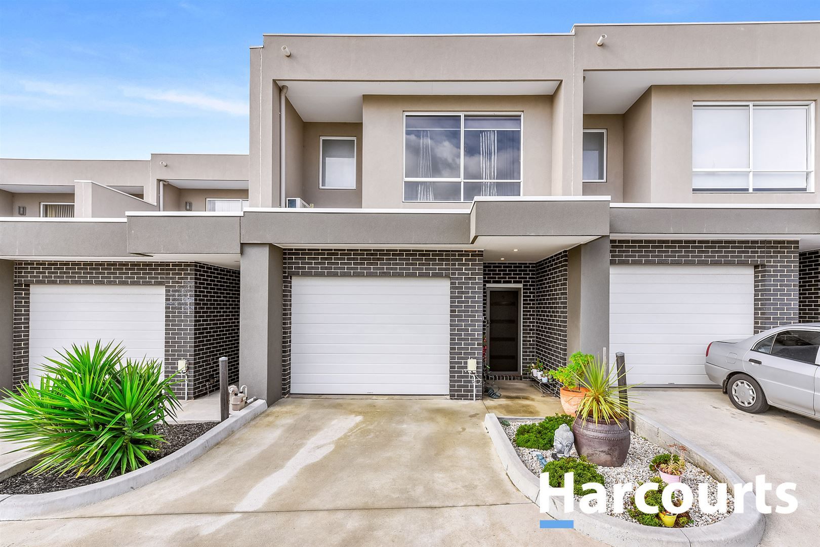 5/14-15 Hazelmere Avenue, Cranbourne West VIC 3977