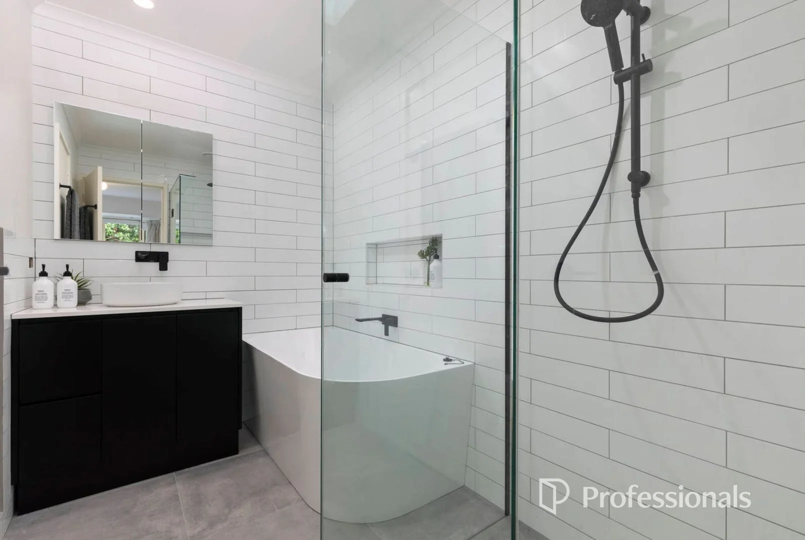 Additional image 10 of 2/16 Wembley Grove, McKinnon VIC 3204