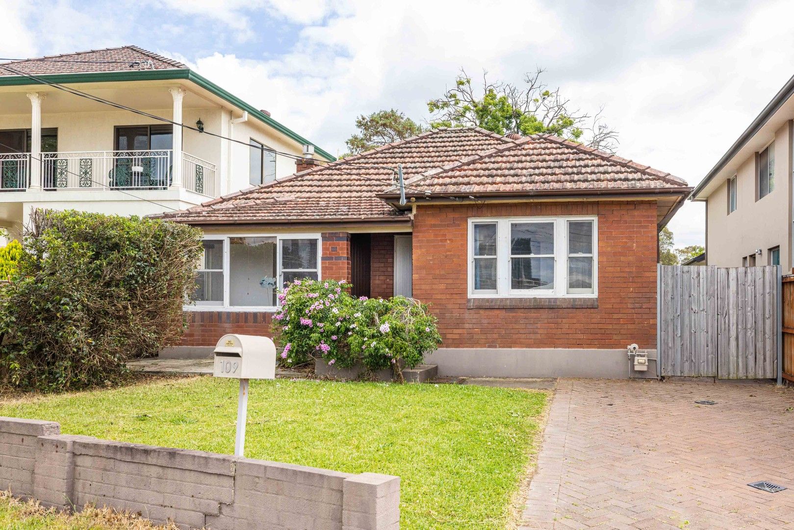 3 bedrooms House in 109 Lancaster Avenue MELROSE PARK NSW, 2114
