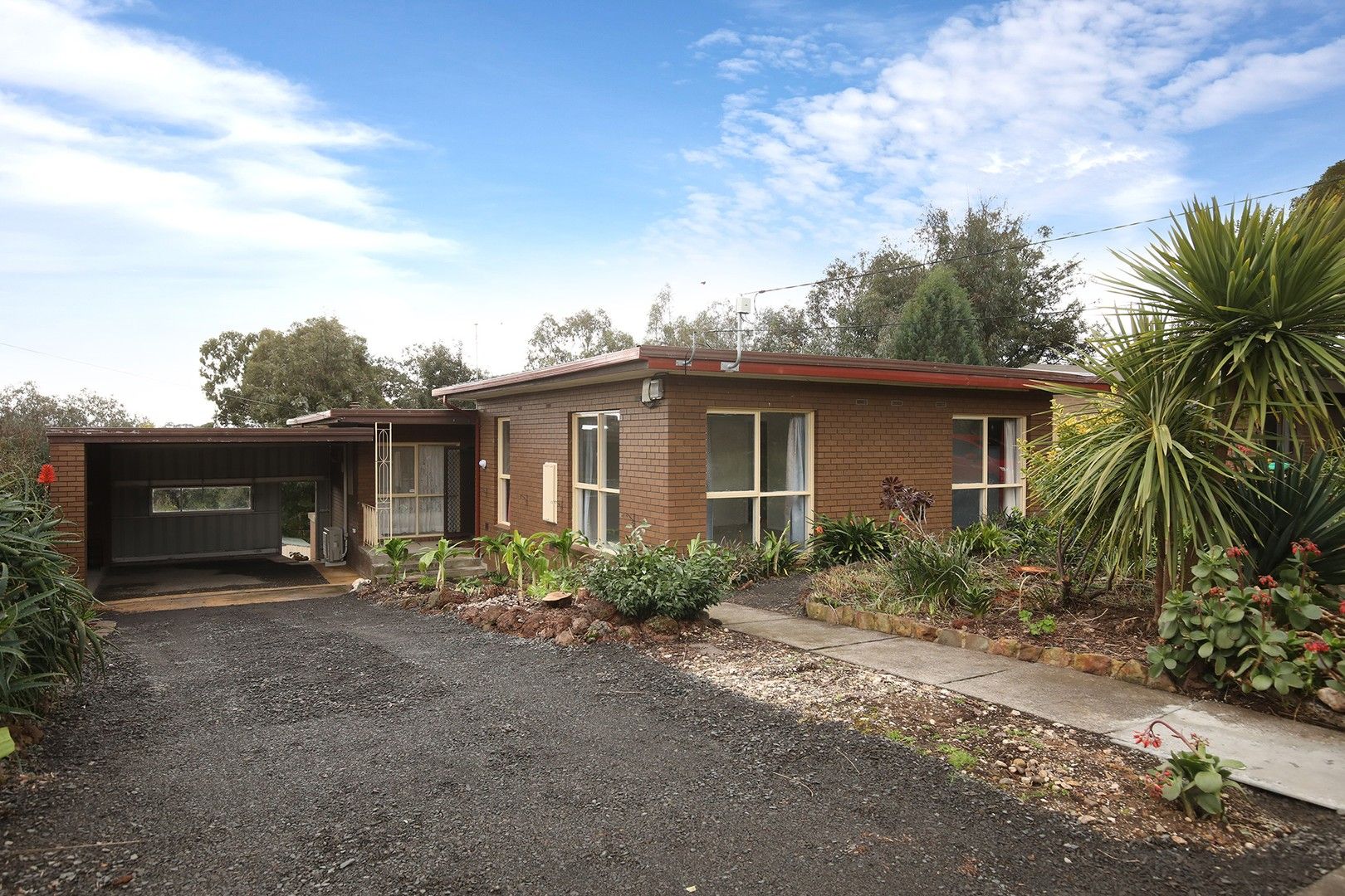 19 Sinclair Avenue, Templestowe Lower VIC 3107 House For Rent 600