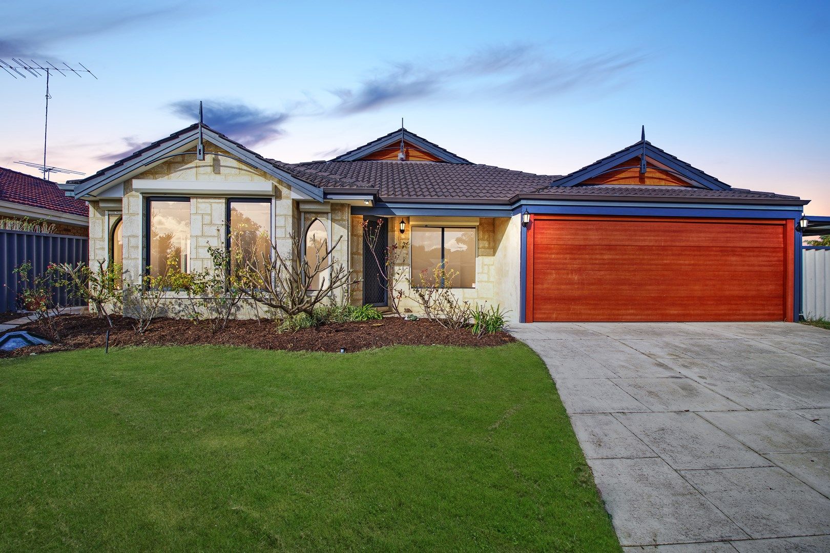 2 Sarah Ann Crescent, Warnbro WA 6169, Image 0