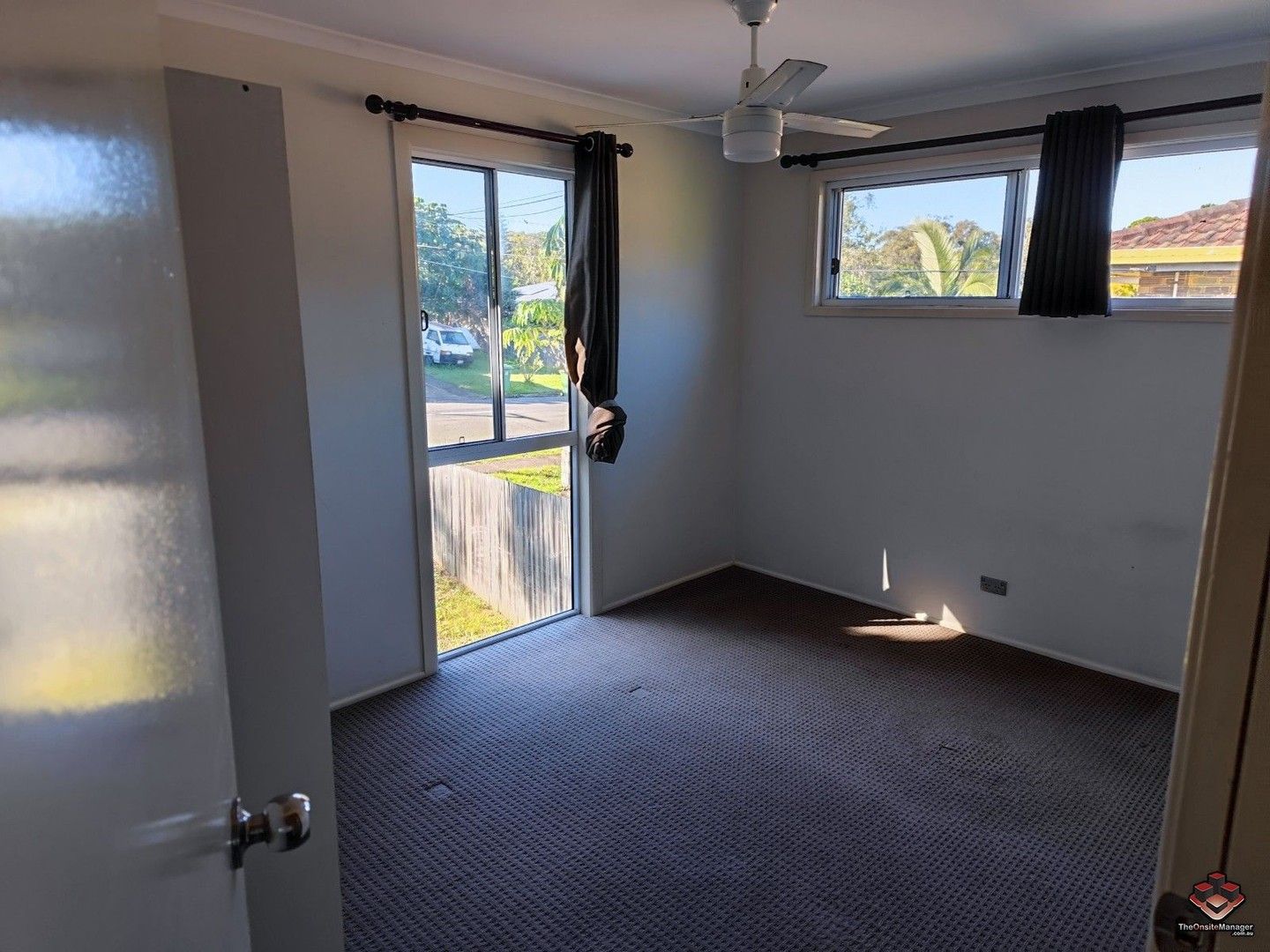 5 bedrooms House in 54 Woomera Crescent SOUTHPORT QLD, 4215