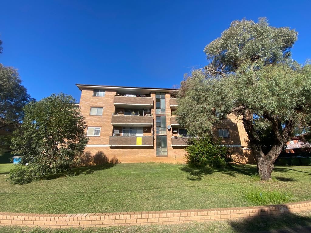 2 bedrooms Apartment / Unit / Flat in 4/10 St Johns Road CABRAMATTA NSW, 2166