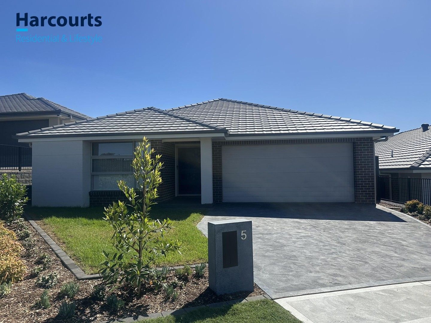 4 bedrooms House in 5 Datura Lane WOONGARRAH NSW, 2259