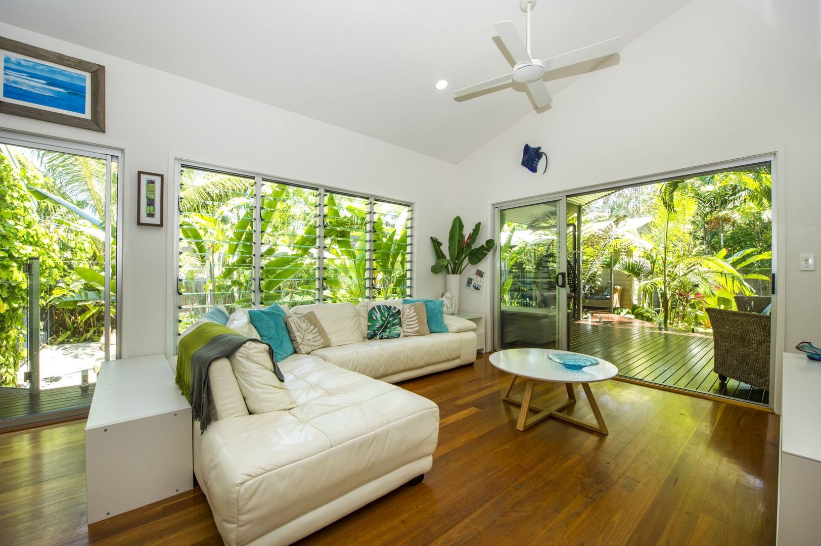 10 Serene Place, Nelly Bay QLD 4819, Image 2