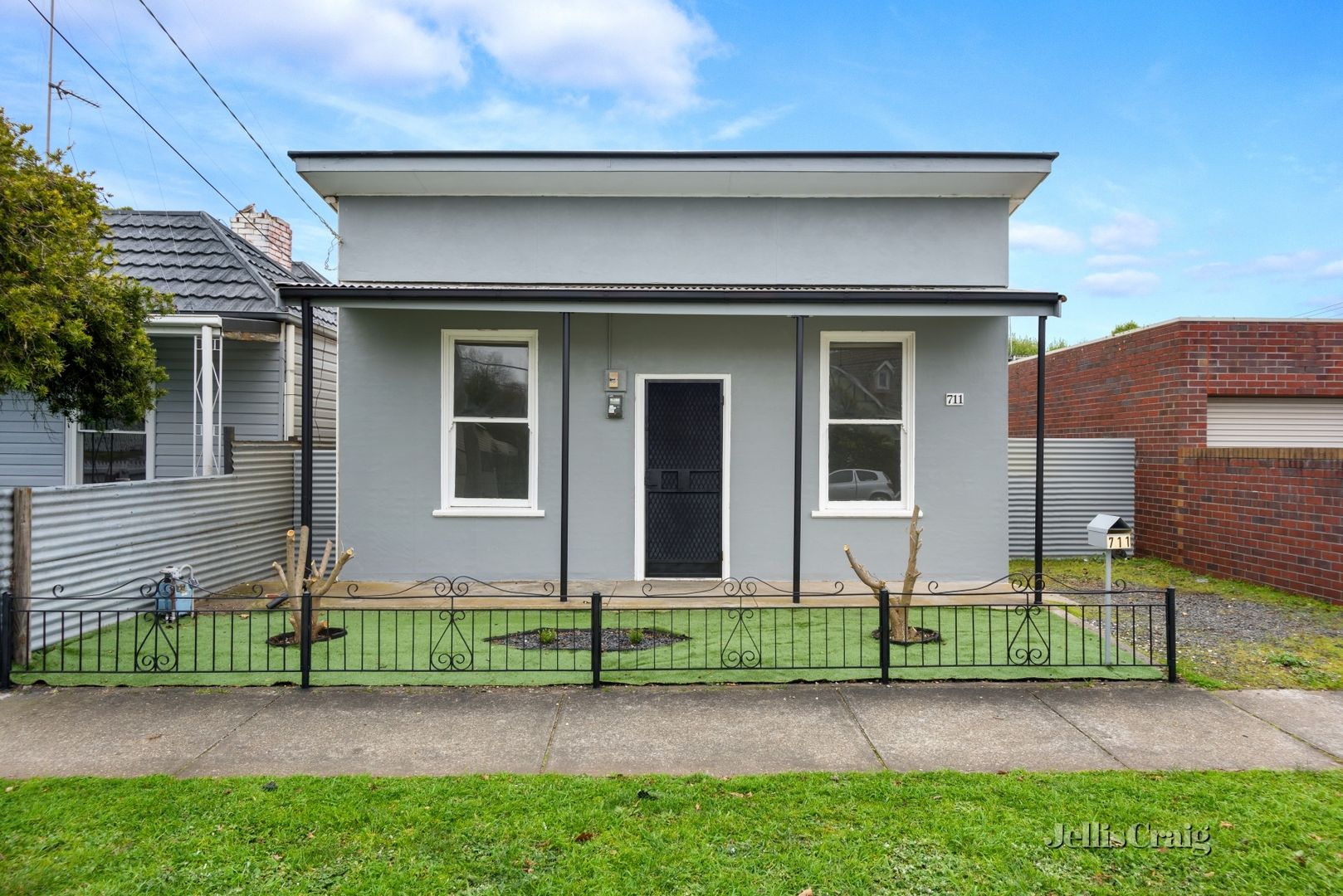 711 Doveton Street North, Soldiers Hill VIC 3350