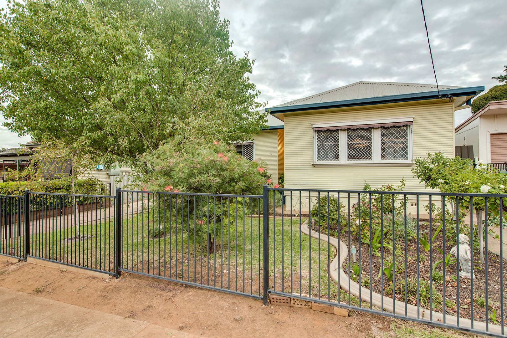 13 Tucker Street, Turvey Park NSW 2650, Image 1