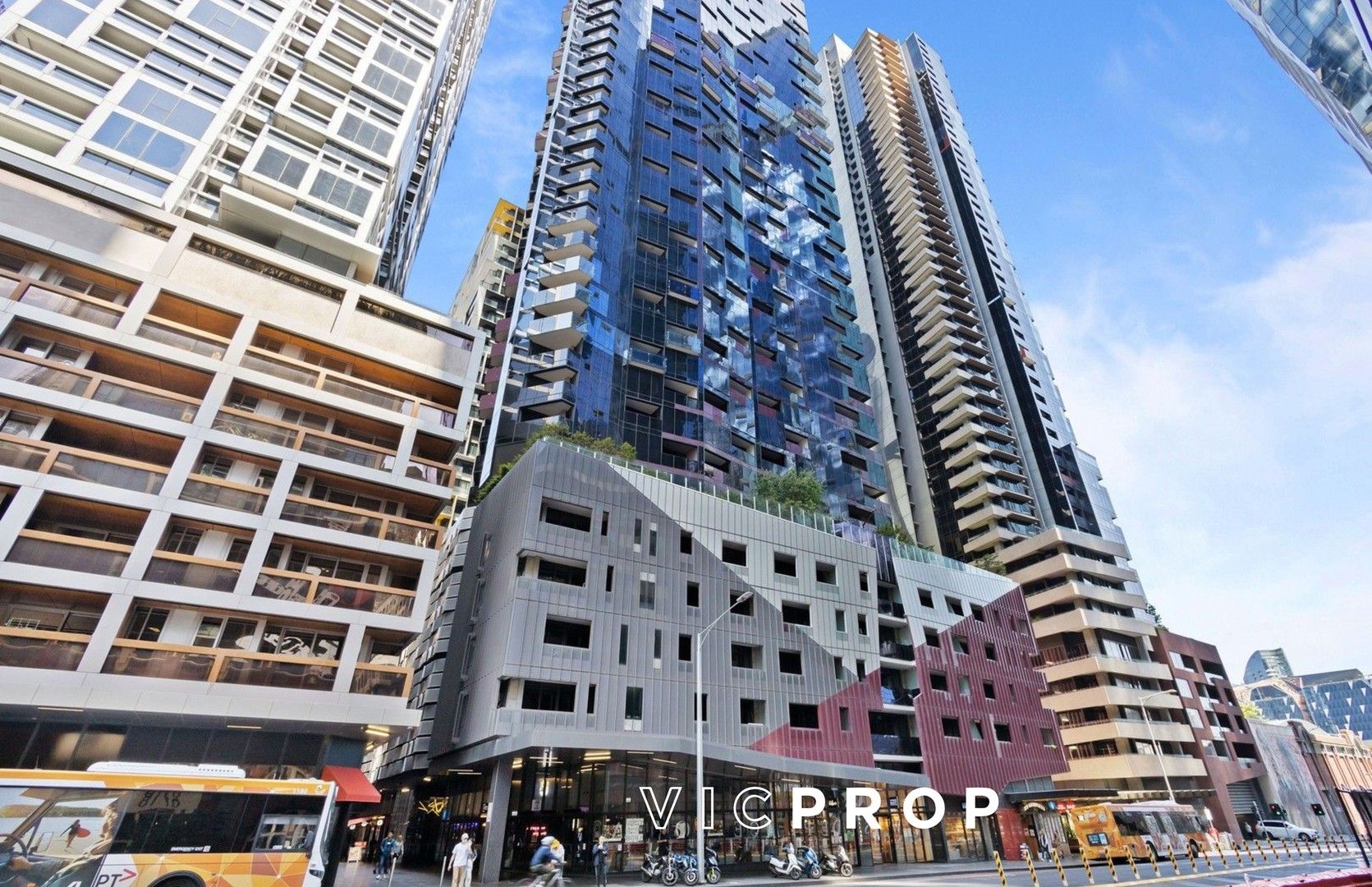 2206/33 Rose Lane, Melbourne VIC 3000 Domain