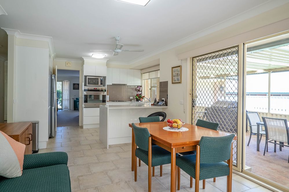 6 Merlin Close, Valentine NSW 2280, Image 2