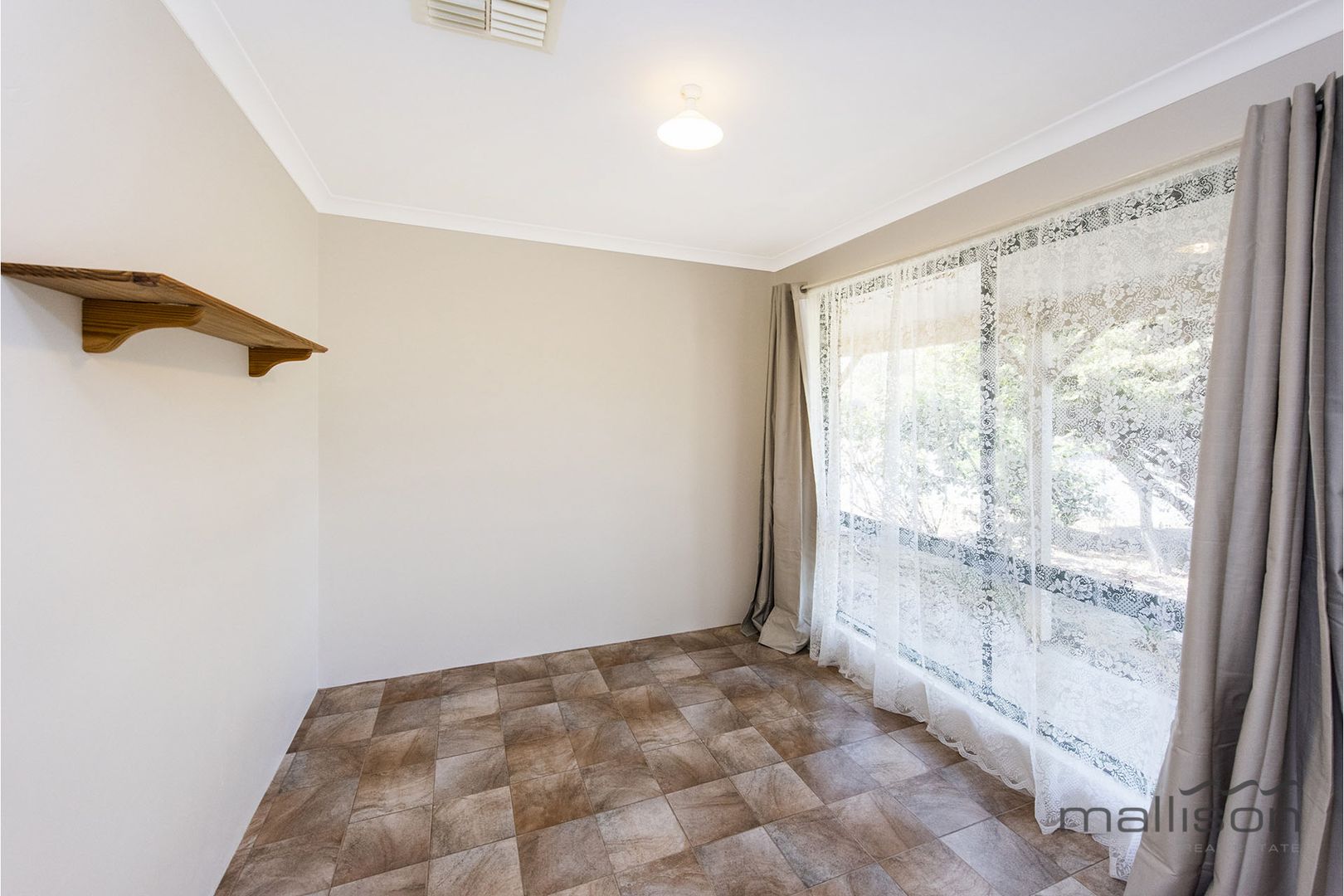 2 Gilling Place, Orelia WA 6167 House For Rent Domain