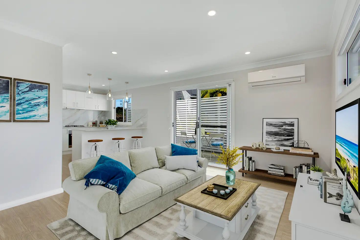 2 bedrooms Apartment / Unit / Flat in 21a Arthur Street FORESTVILLE NSW, 2087