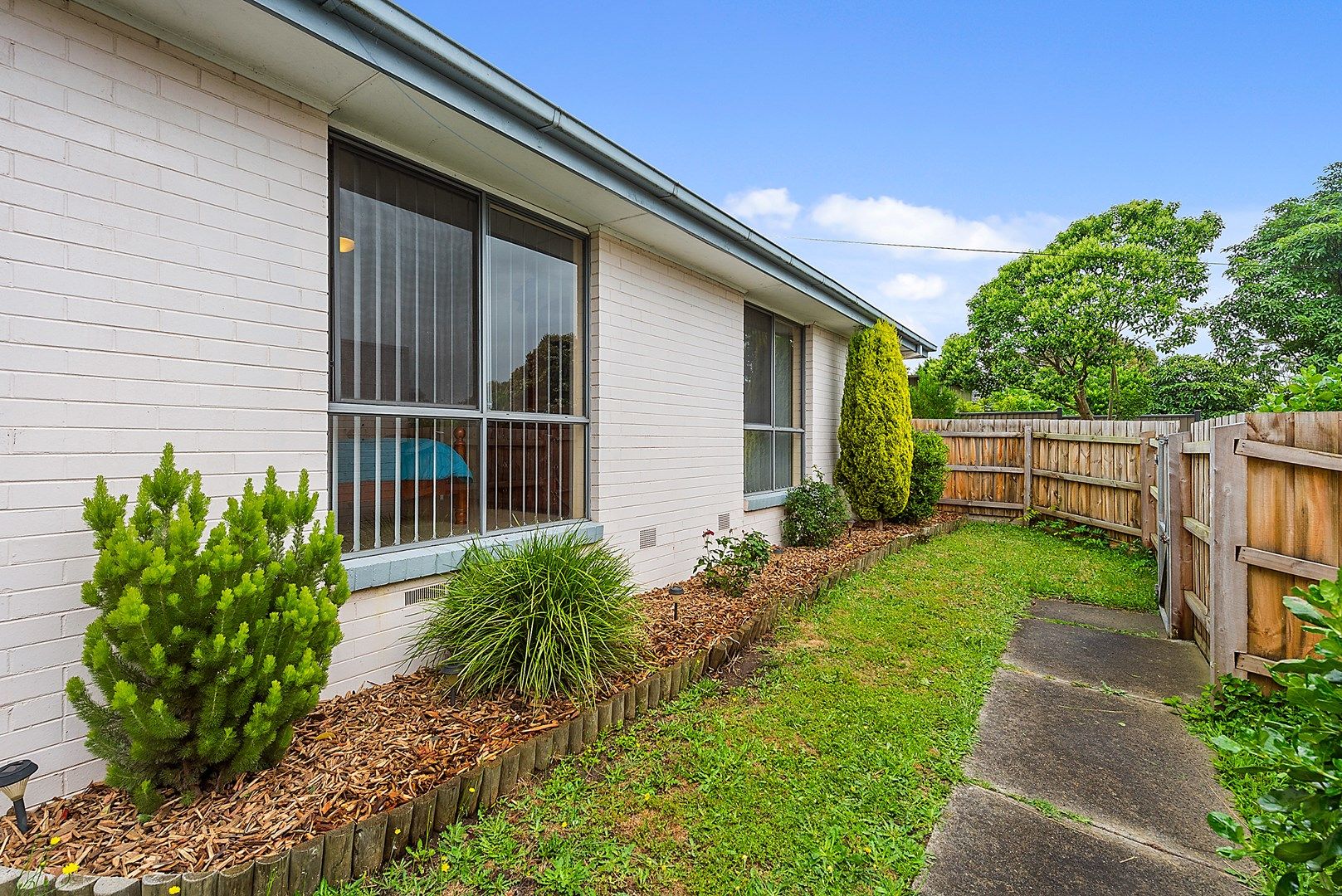 2/24 FARADAY ROAD, Croydon South VIC 3136, Image 0