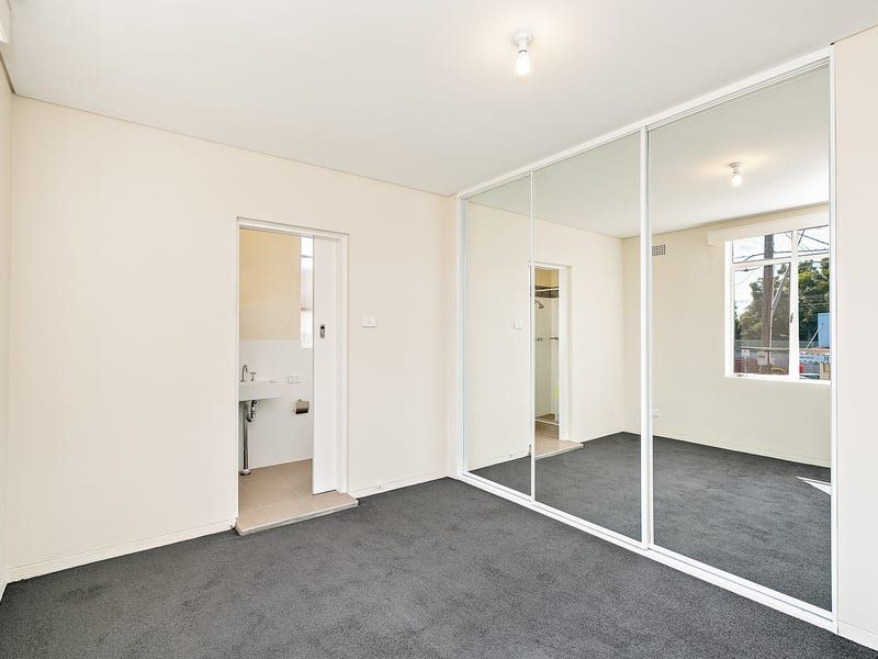 8/253 Queen Street, Concord West NSW 2138, Image 1