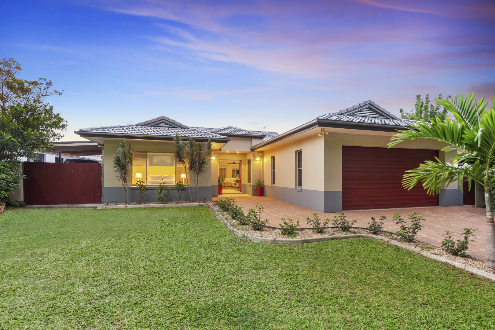 2 River Cove Place, Helensvale QLD 4212, Image 2