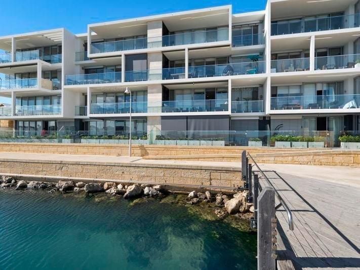 405/1 Bristol Lane, Mindarie WA 6030, Image 2