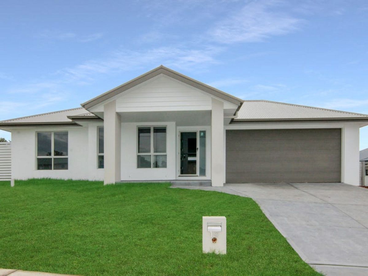 4 bedrooms House in 19 Ellerton Street NORTH ROTHBURY NSW, 2335