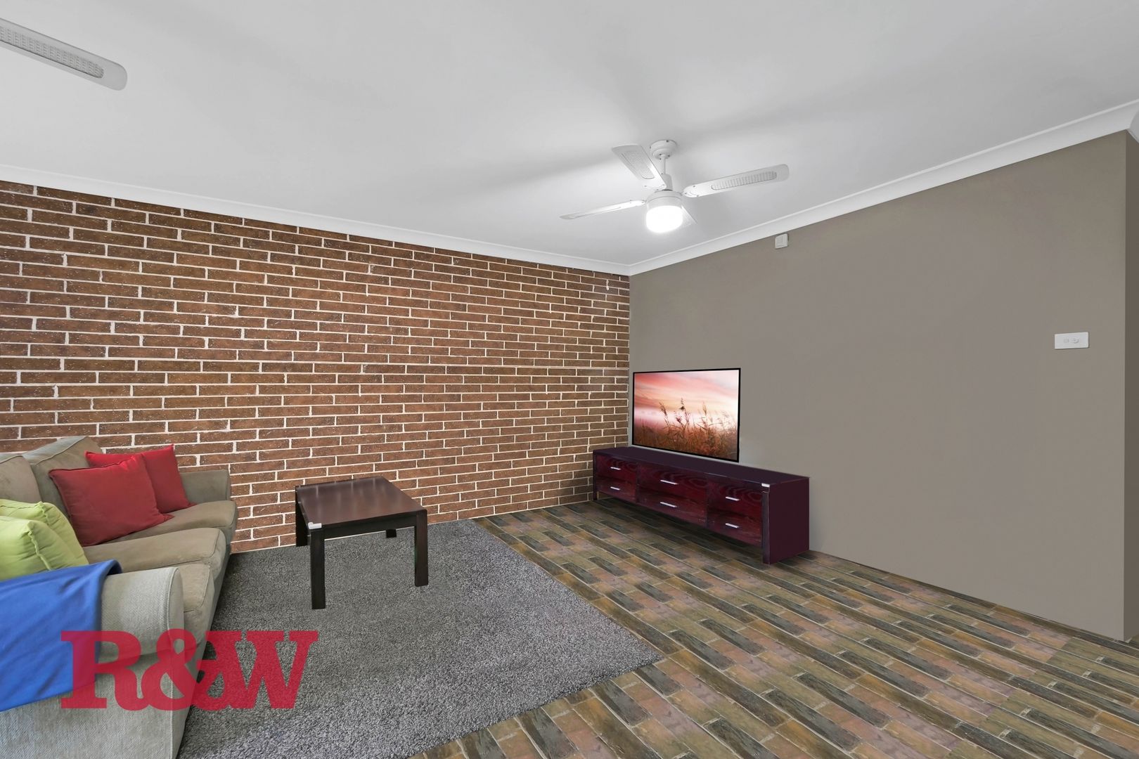 1/5 Catchpole Street, St Helens Park NSW 2560, Image 1