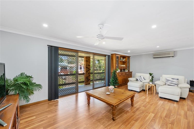 12 Roy Avenue, Bolton Point NSW 2283, Image 2
