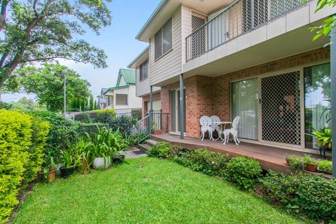 Picture of 1/26 Carrington Street, MAYFIELD NSW 2304