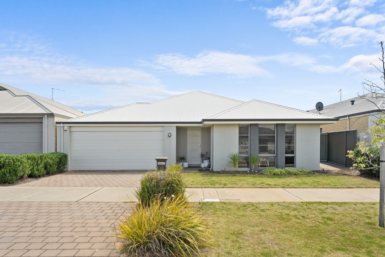 4 bedrooms House in 15 Greenock Road BALDIVIS WA, 6171