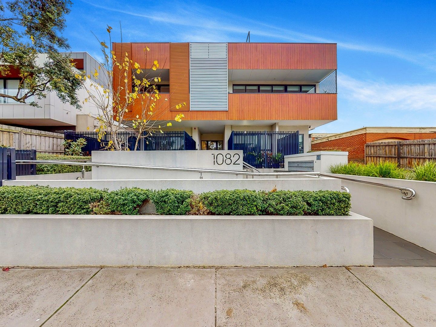 2 bedrooms Apartment / Unit / Flat in 101/1082 Burke Road BALWYN NORTH VIC, 3104