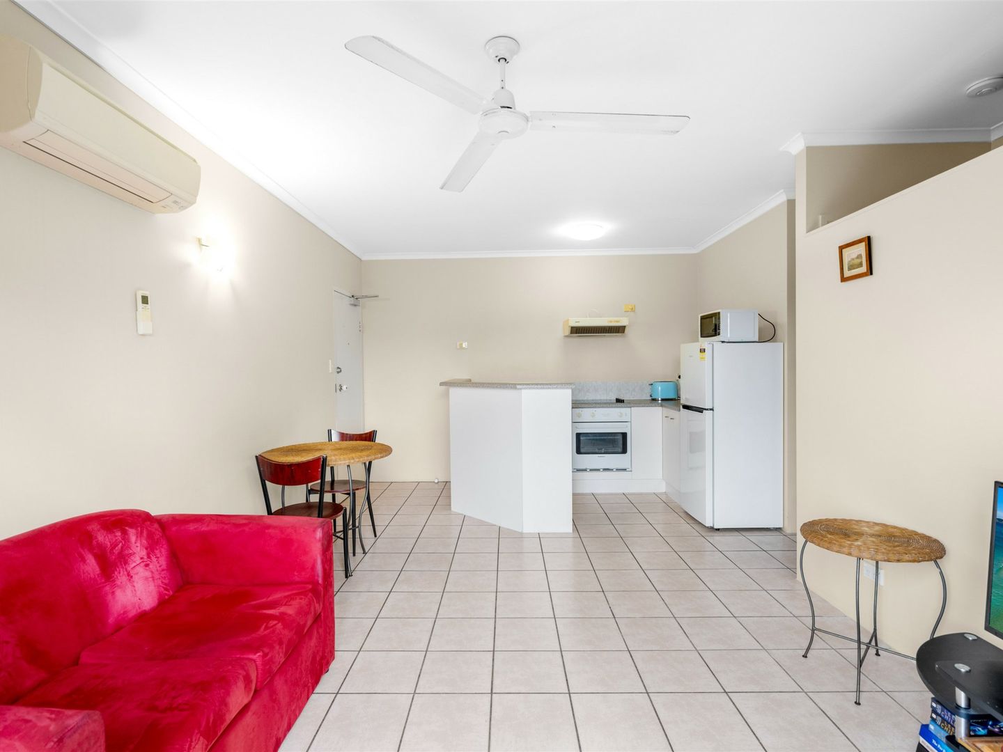 14/262 Grafton Street, Cairns North QLD 4870, Image 2
