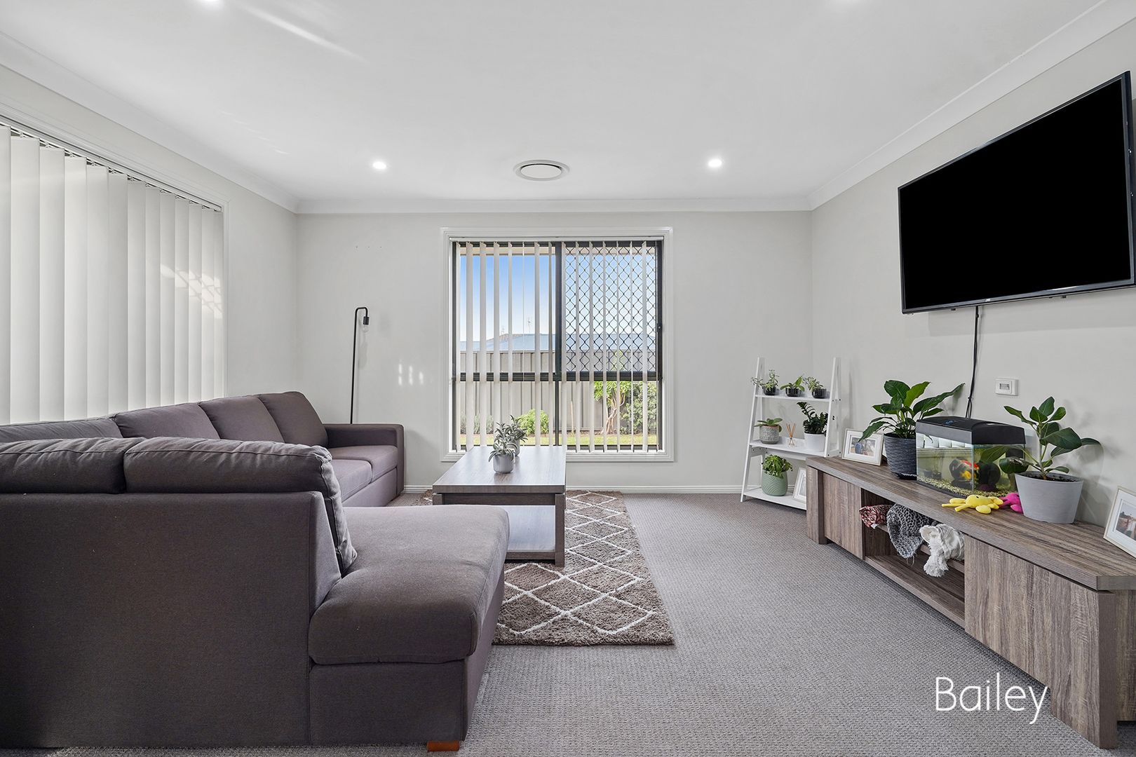 1/36 Broomfield Crescent, Singleton NSW 2330, Image 2