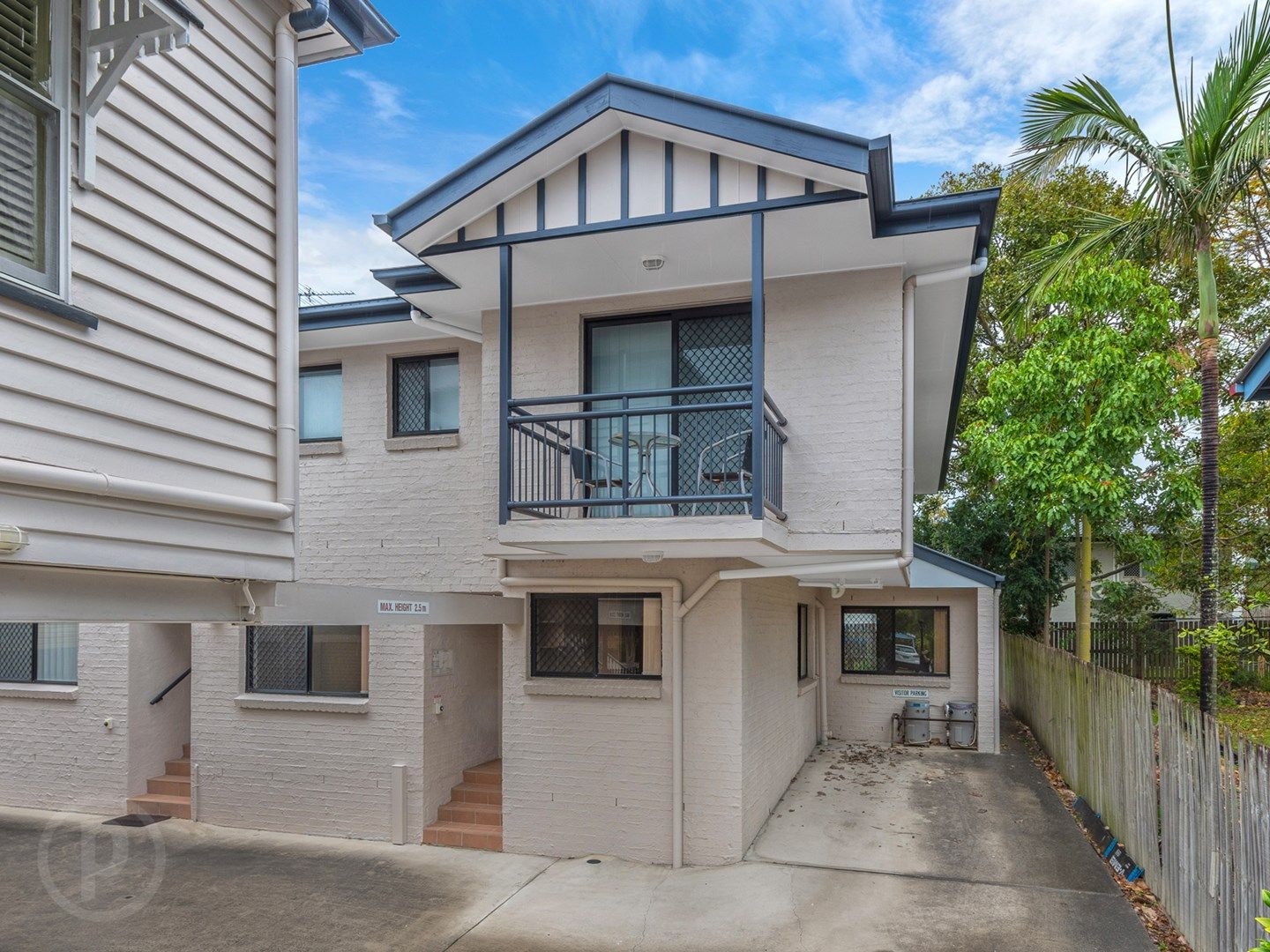 2/41 Robinson Street, Coorparoo QLD 4151, Image 0