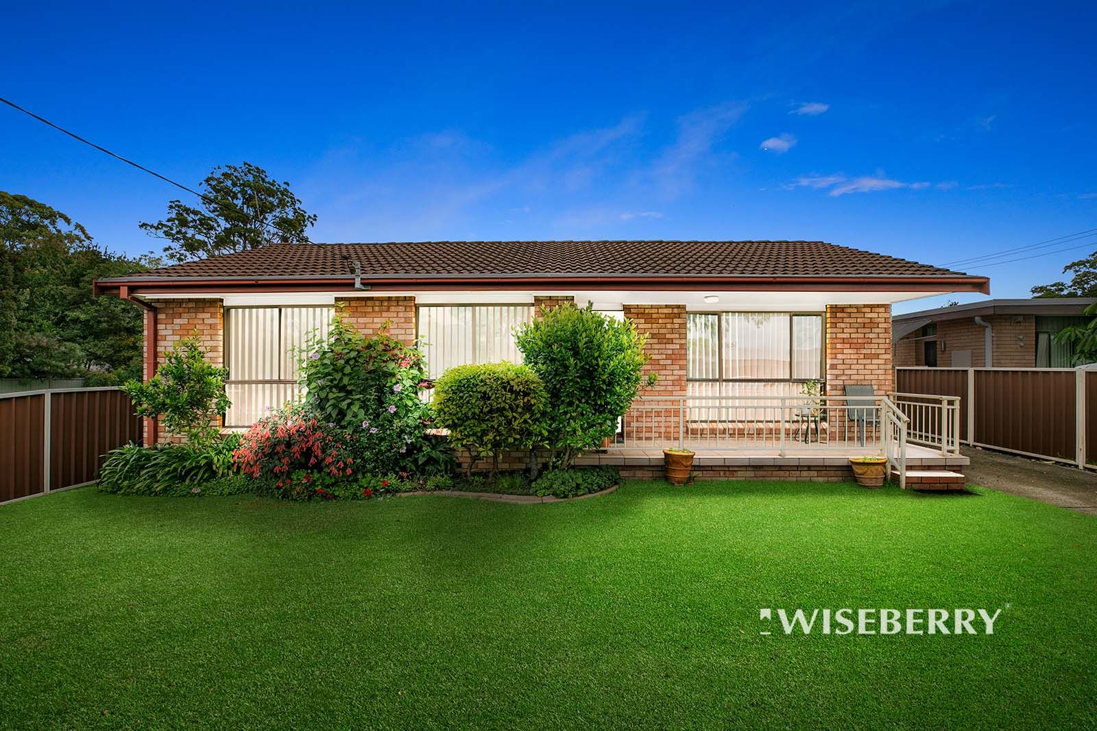 53 Vales Road, Mannering Park NSW 2259