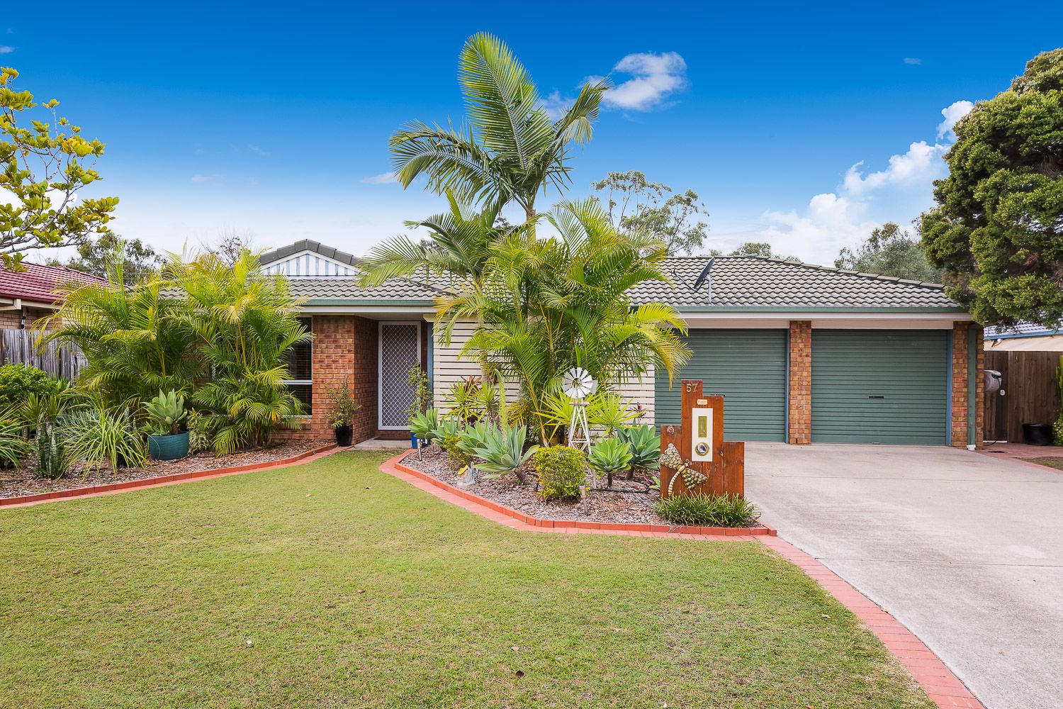 57 Cumberland Crescent, Heritage Park QLD 4118, Image 0