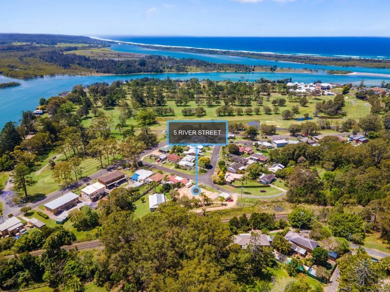 5 River Street, Urunga NSW 2455, Image 0