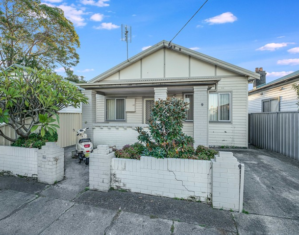 9 Baker Street, Mayfield NSW 2304